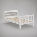 Lit bébé avec étagère et grille en bois de pin et MDF, blanc/nature, couchage 90 × 190 cm